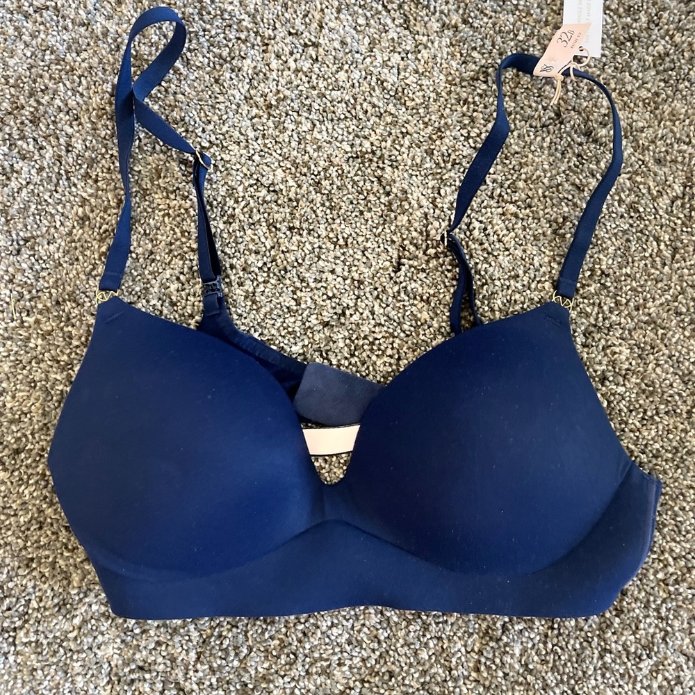 NWT 32B Push Up Victoria's Secret Deep Blue Bra